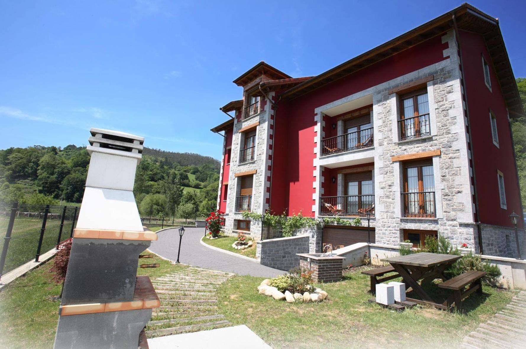 Apartamentos Rurales La Vina Cangas de Onís Exterior foto